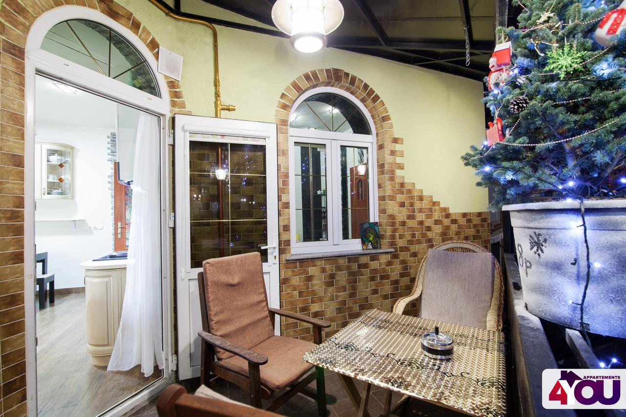 4You Apartaments Lwów Zewnętrze zdjęcie