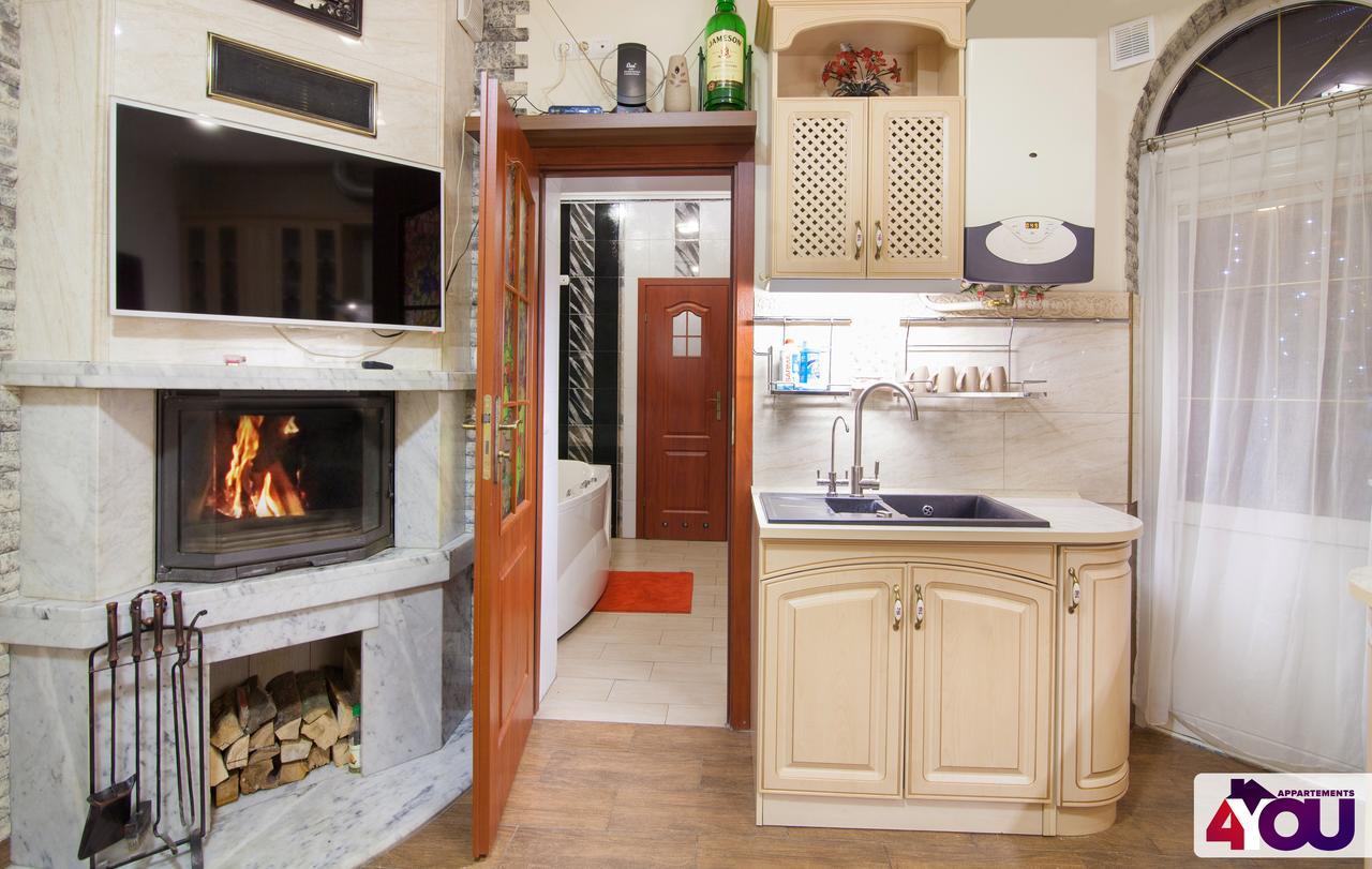 4You Apartaments Lwów Zewnętrze zdjęcie